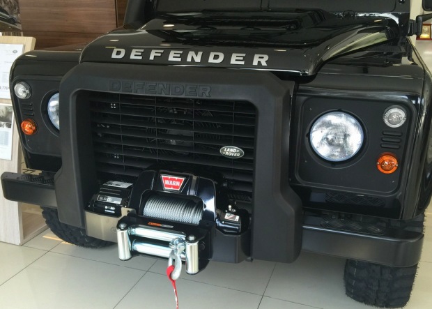 Land_Rover_Defender_Edisi_Terhad_pandulajudotcom_06